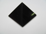 Šungitová pyramída 5 x 5 cm